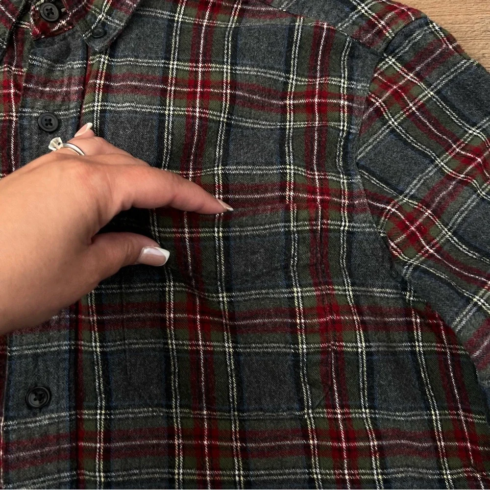 L.L. Bean Men's Scotch Plaid Flannel Shirt - Traditional Fit- Grey/Red - Sz M